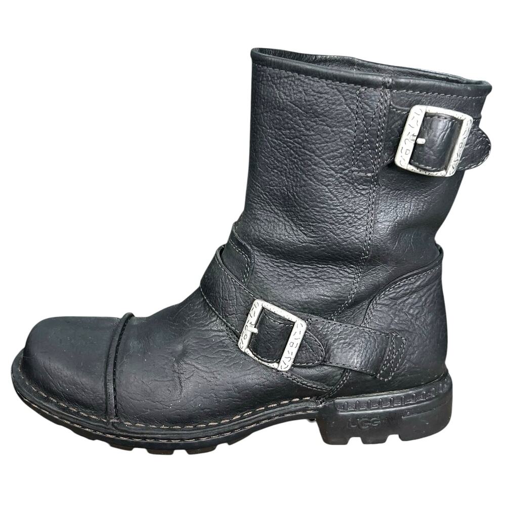 UGG Men’s Rockville II Black Leather Shearling Lined Engineer Boots Size 9 - Picture 3 of 11